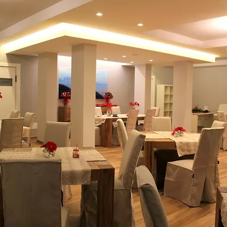 Hotel Summa 3*